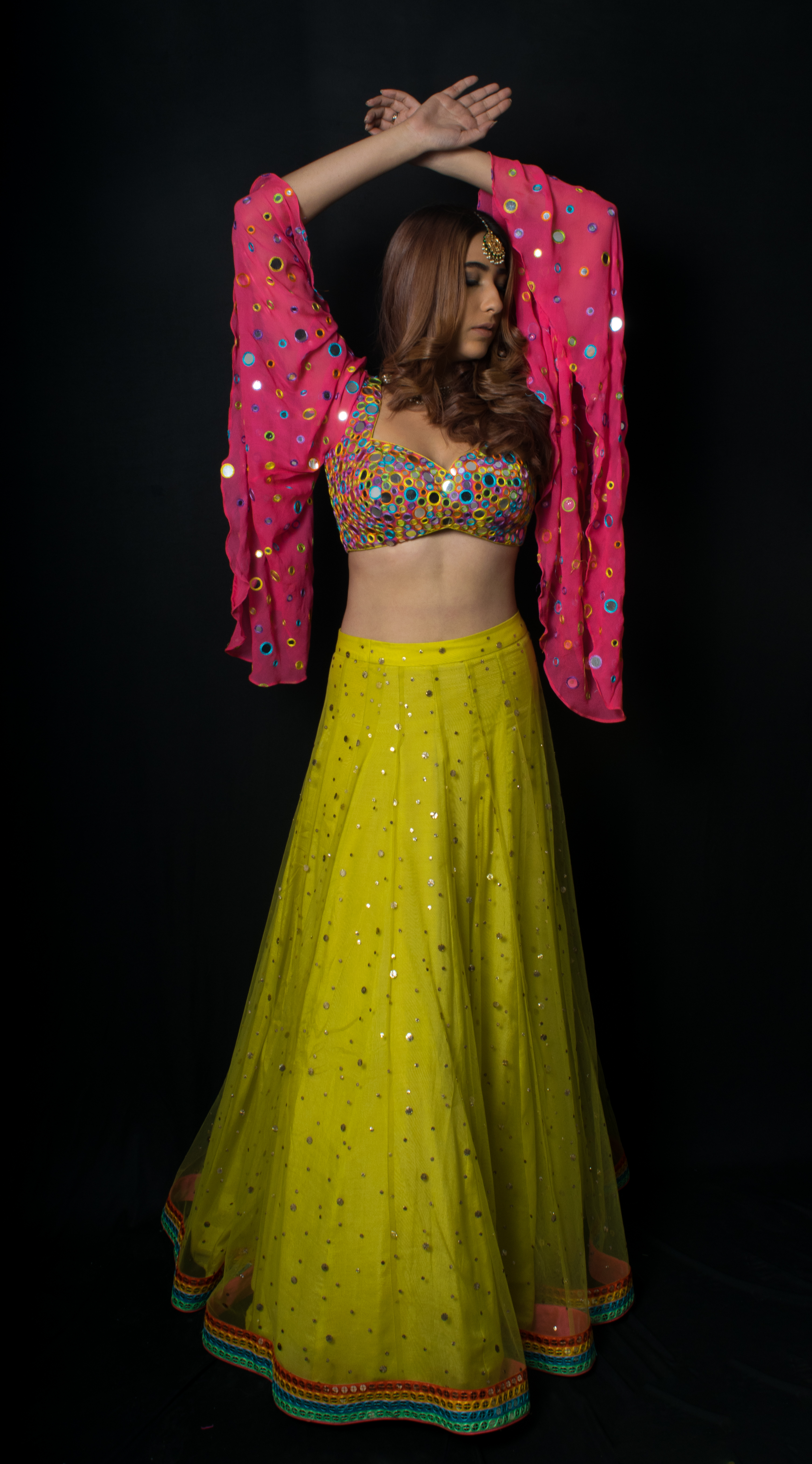 Green Net Mukaish Lehenga with Georgette Mirror Work Choli (Set of 2)