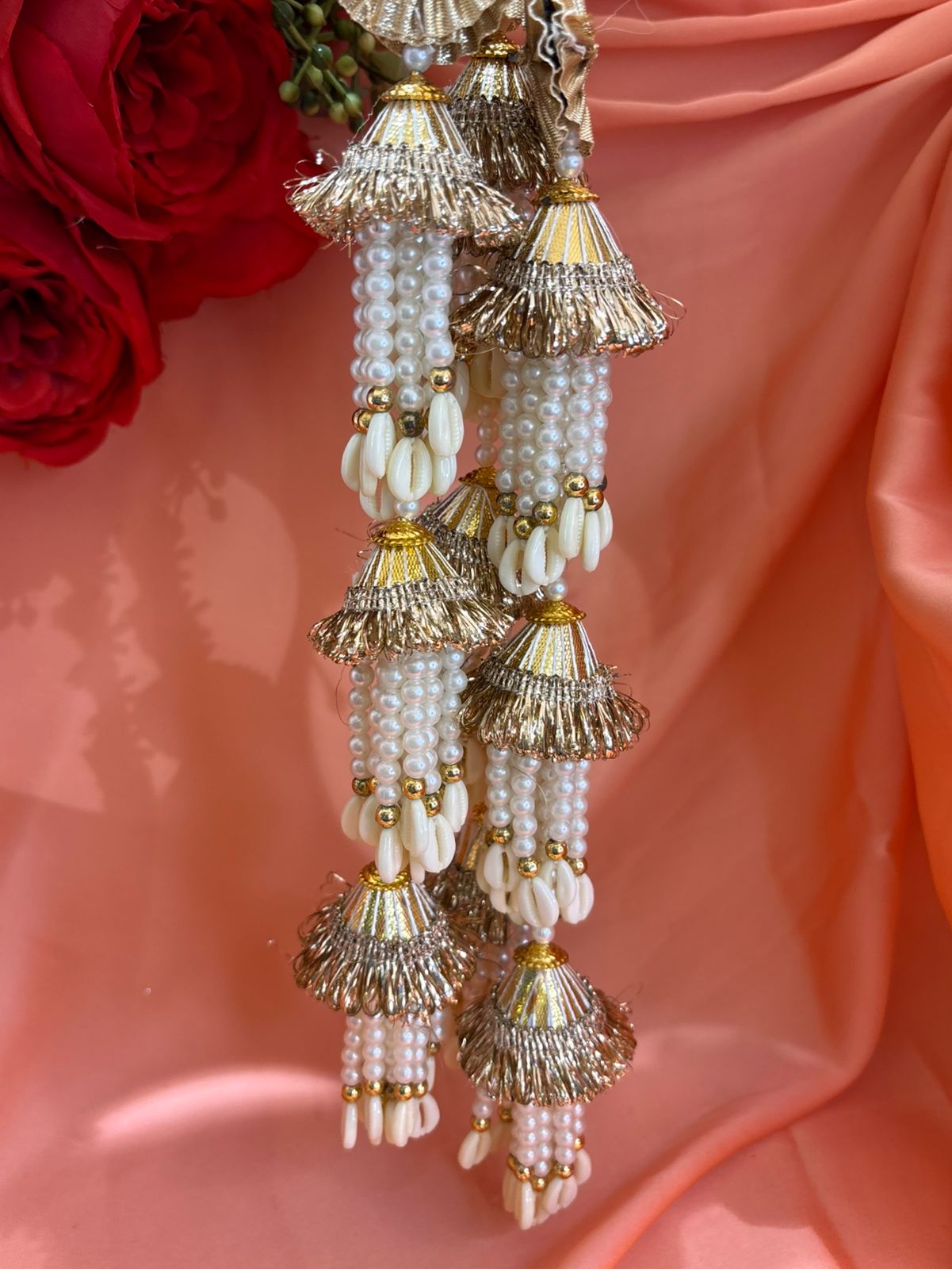 Maharani Pearl & Shell Parandi