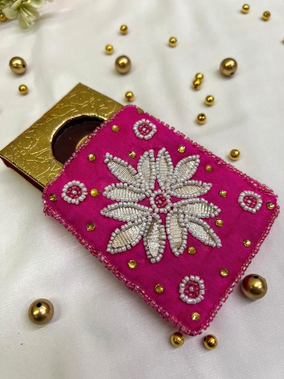 Gulabi Shagun Ginni Pouch