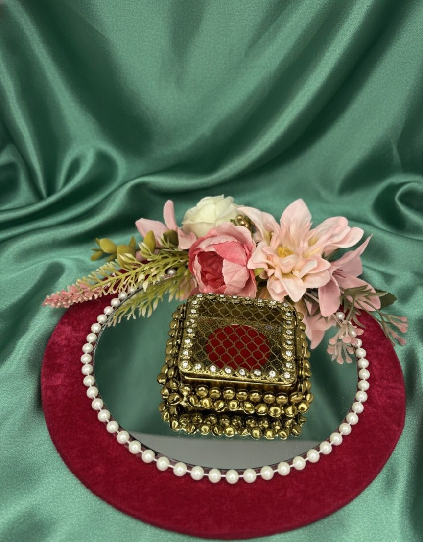 Velvet Reflection Ginni Platter