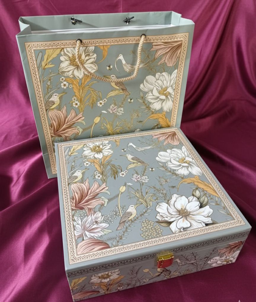 Royal Bloom Bhaji Box with Bag