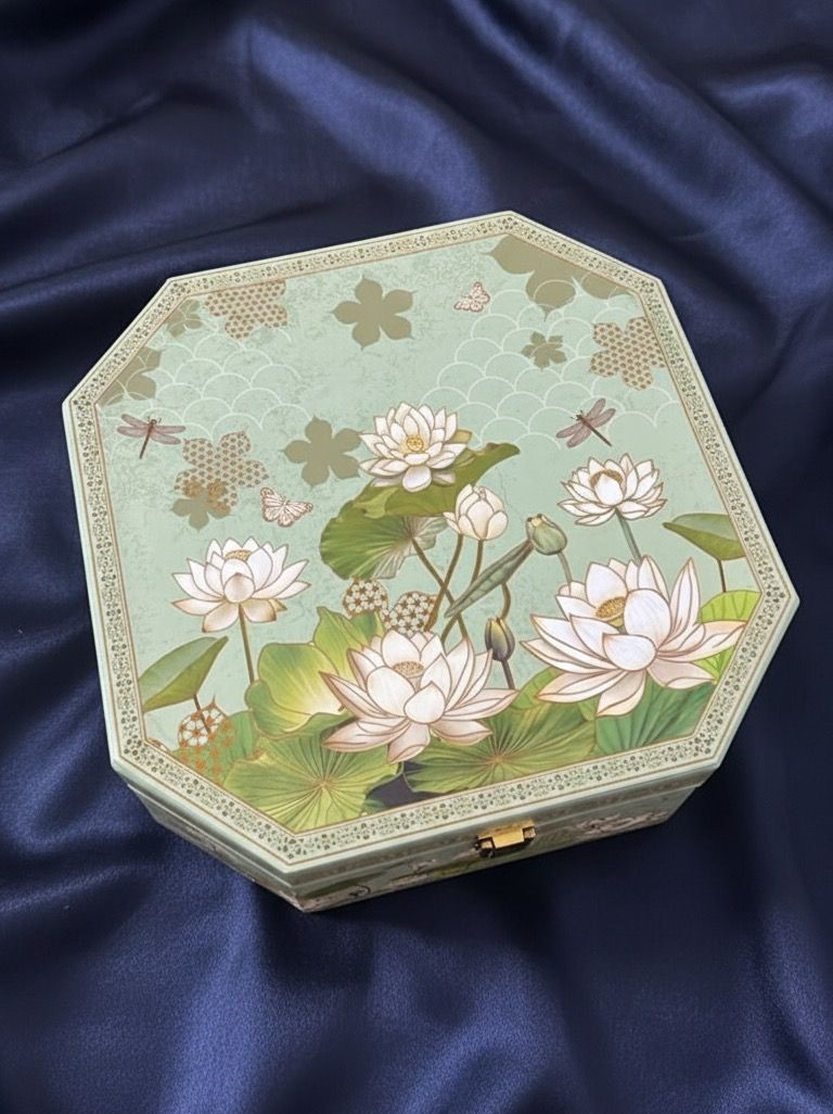 Lotus Luxe Bhaji Box